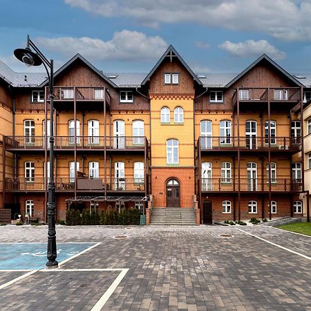 Apartament Inspirujacy - Z Prywatnym Monitorowanym Parkingiem - 4 Osobowy - Space Apart Jelenia Góra Esterno foto